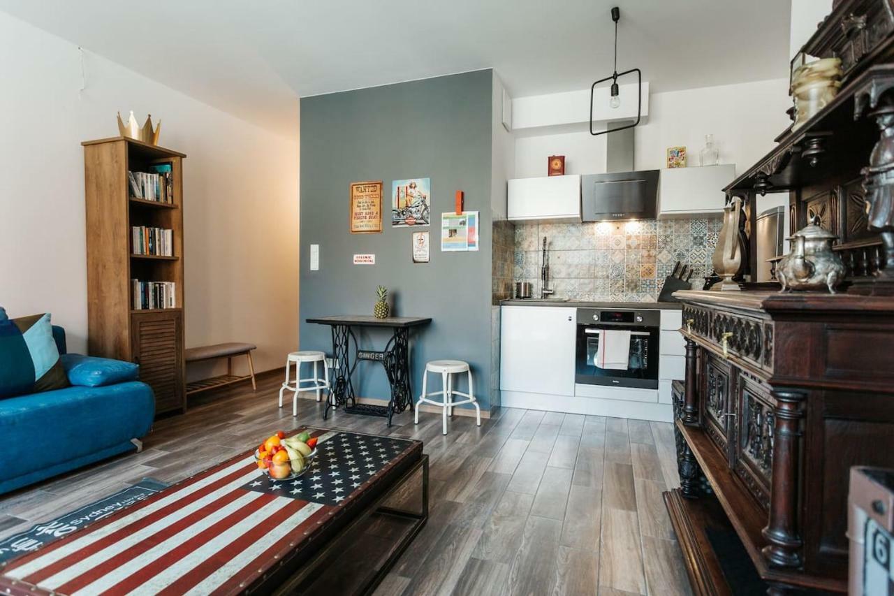 Singer Retro Studio In Kazimierz كراكوفيا المظهر الخارجي الصورة